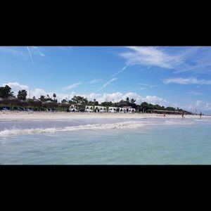 Meet your Posher, Josefina